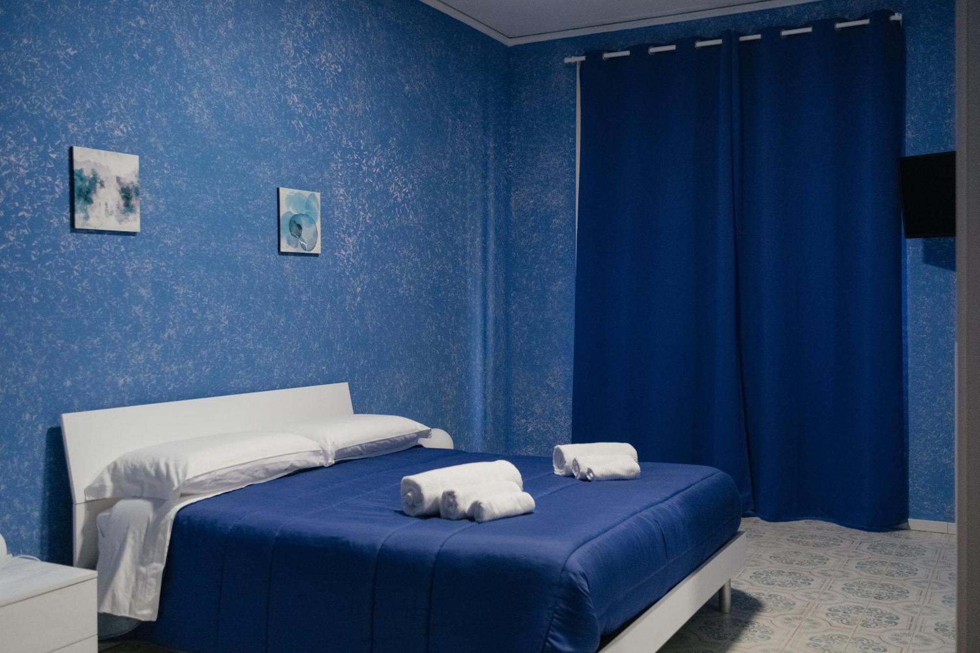 Domus Aurea Relax Room Salerno Exterior foto