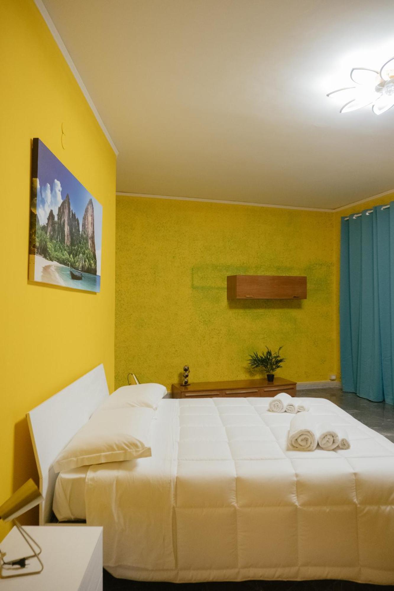 Domus Aurea Relax Room Salerno Cameră foto